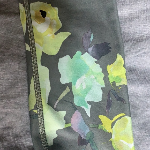 Athleta 7/8 Elation floral tight - Picture 3 of 5